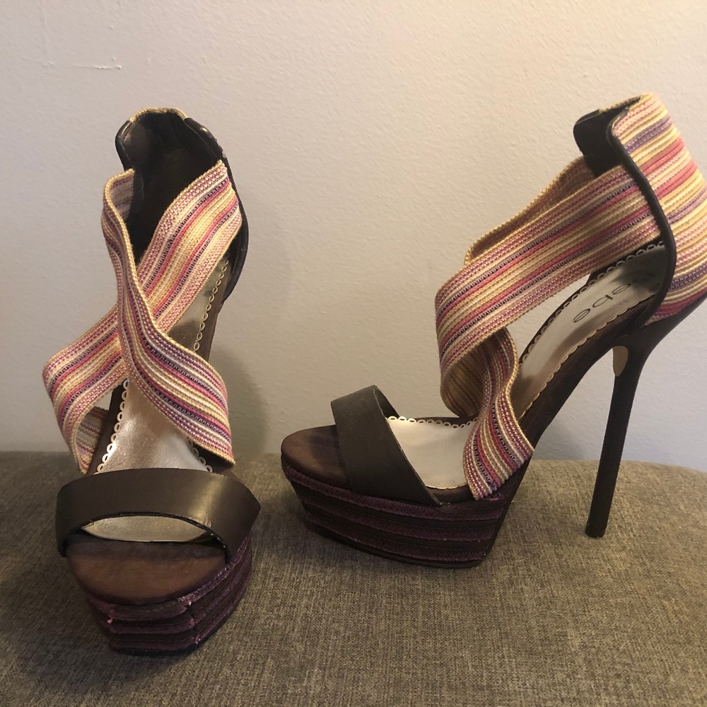 Bebe Platform Sandals Sz 8